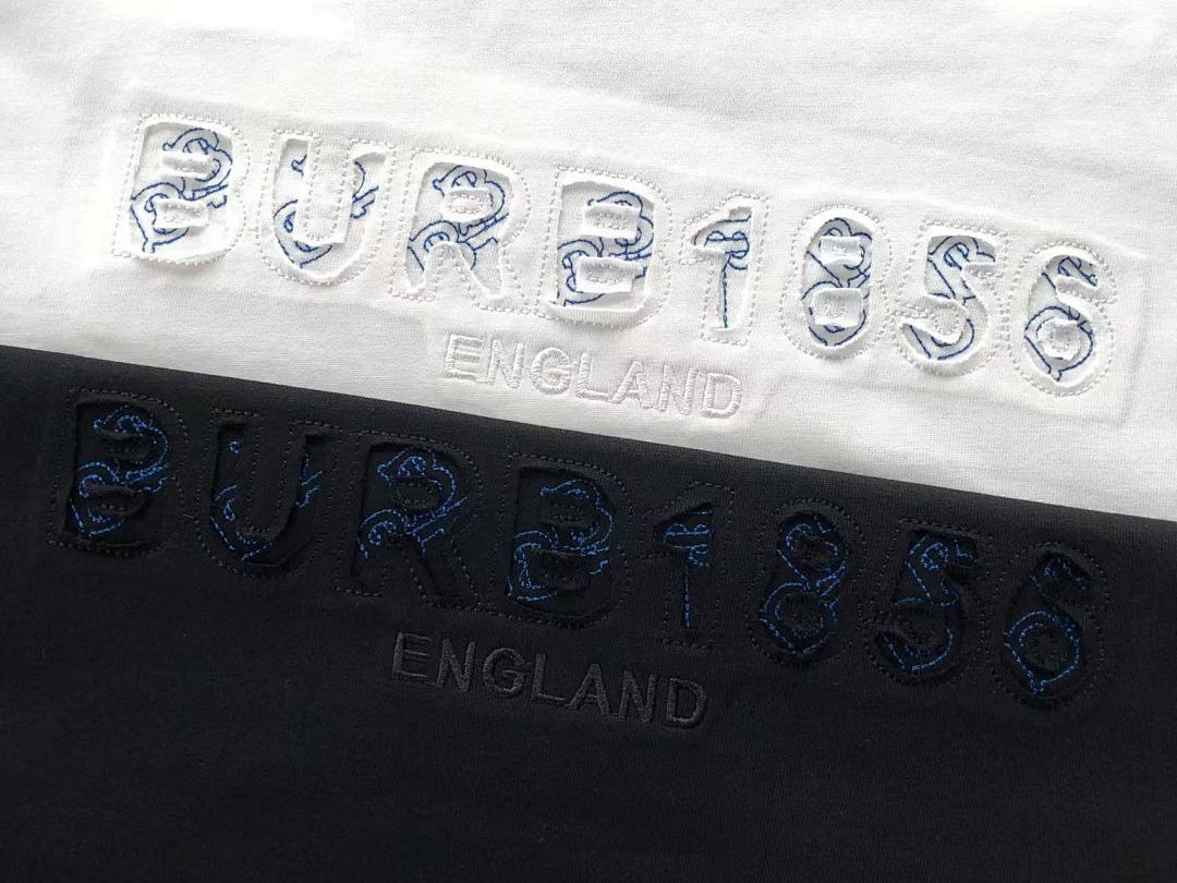 Burberry T-SHIRT