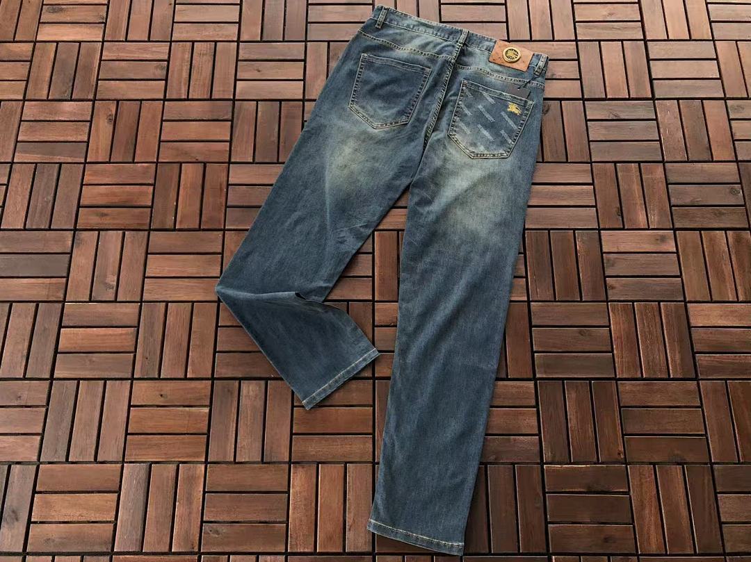 Burberry JEANS