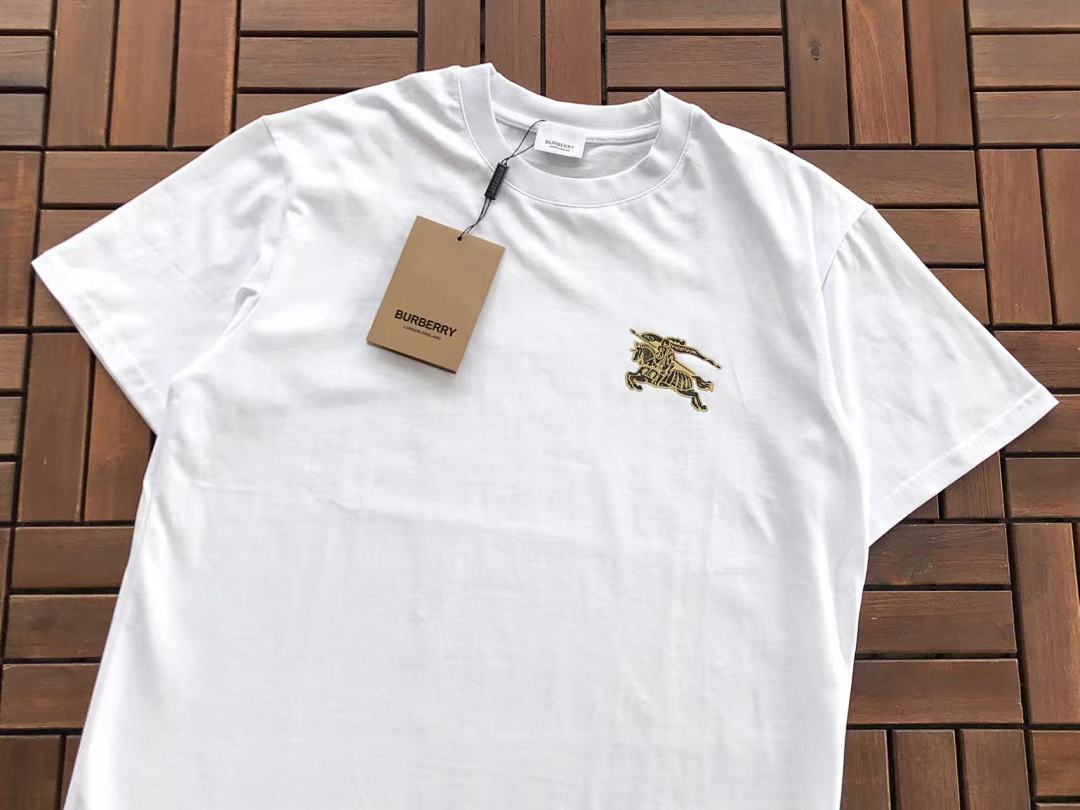 Burberry T-SHIRT
