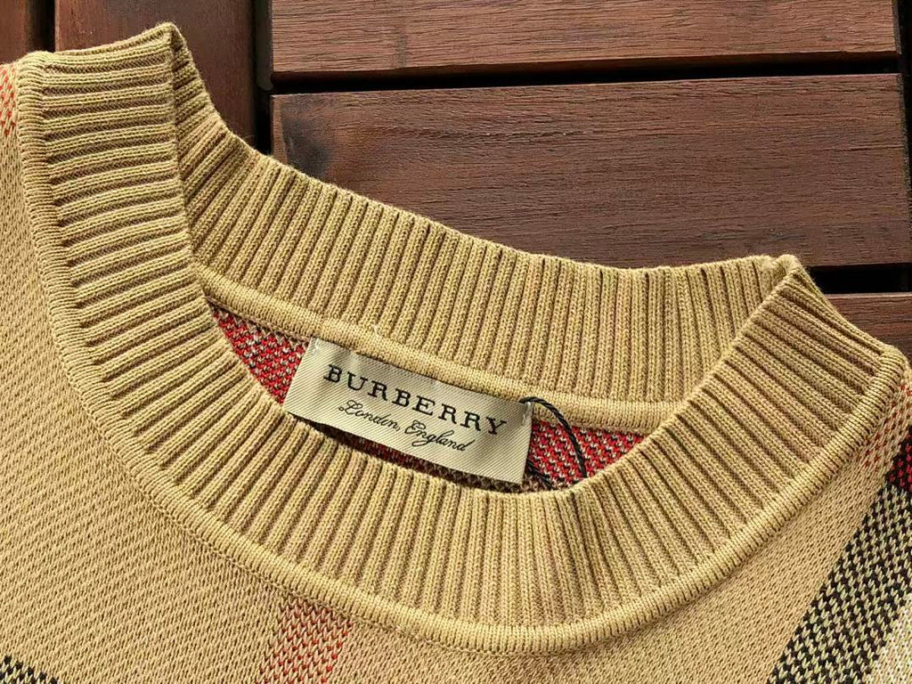 Burberry SWEATER