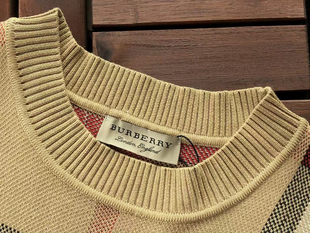 Burberry SWEATER