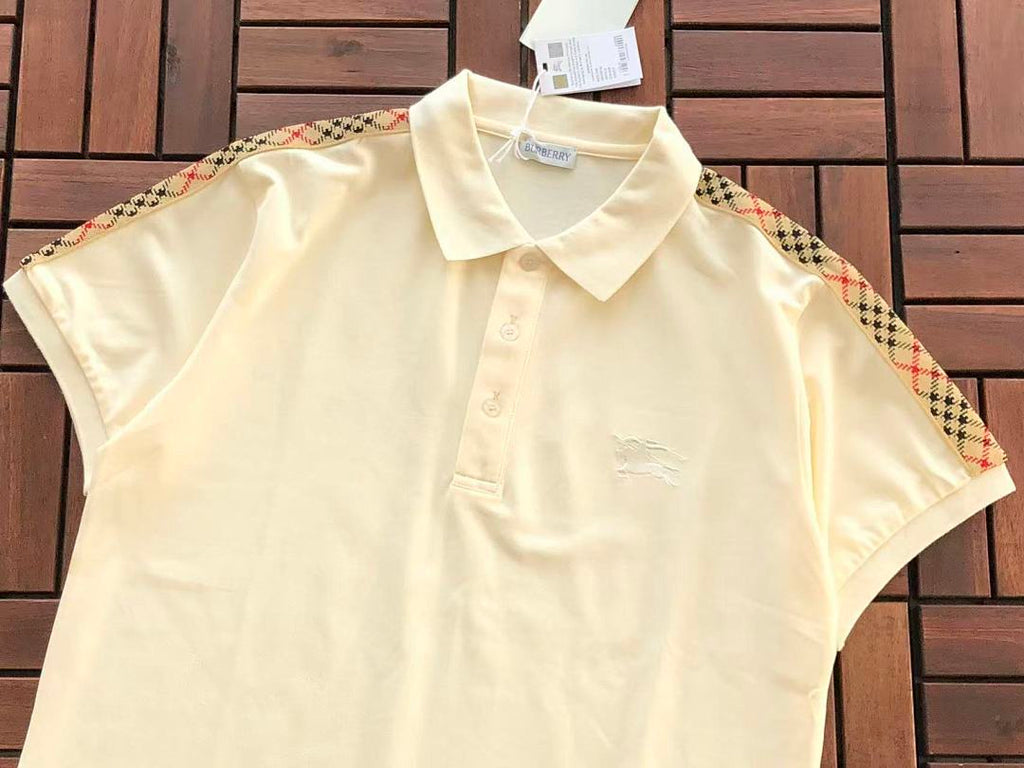 Burberry T-SHIRT