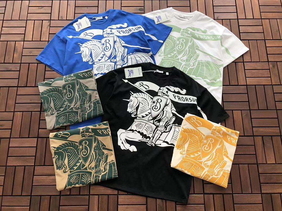Burberry T-SHIRT