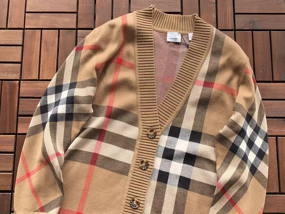 Burberry SWEATER