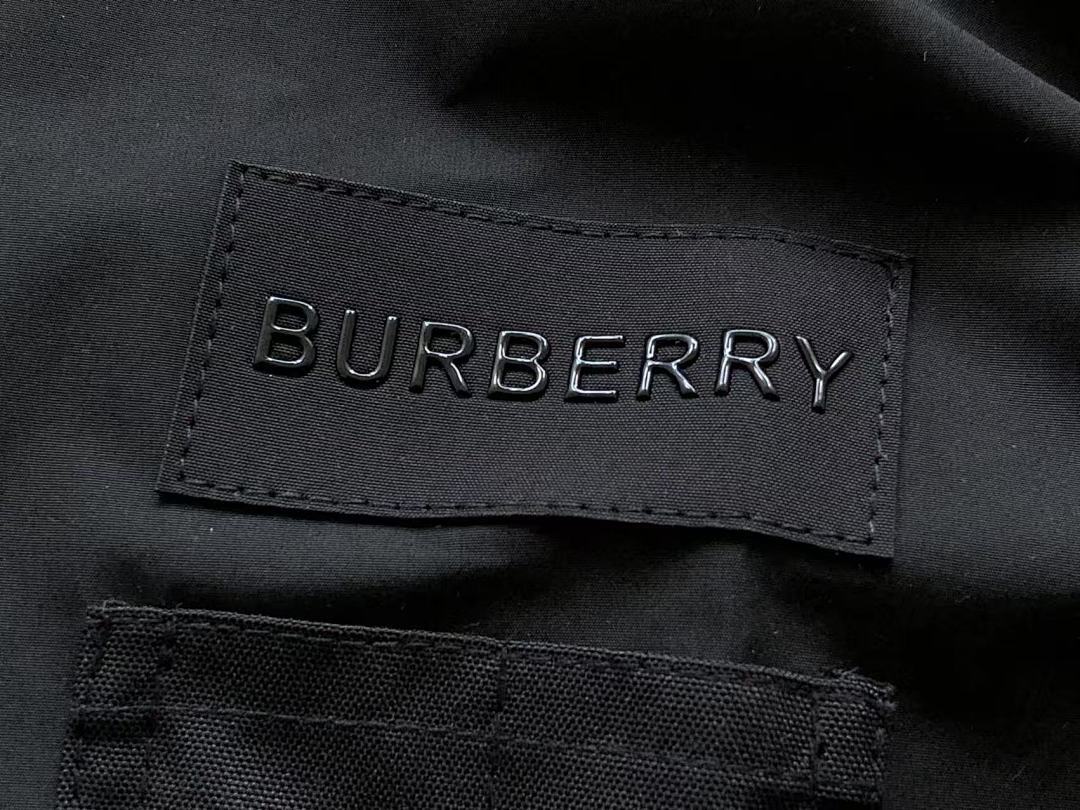 Burberry JACKET