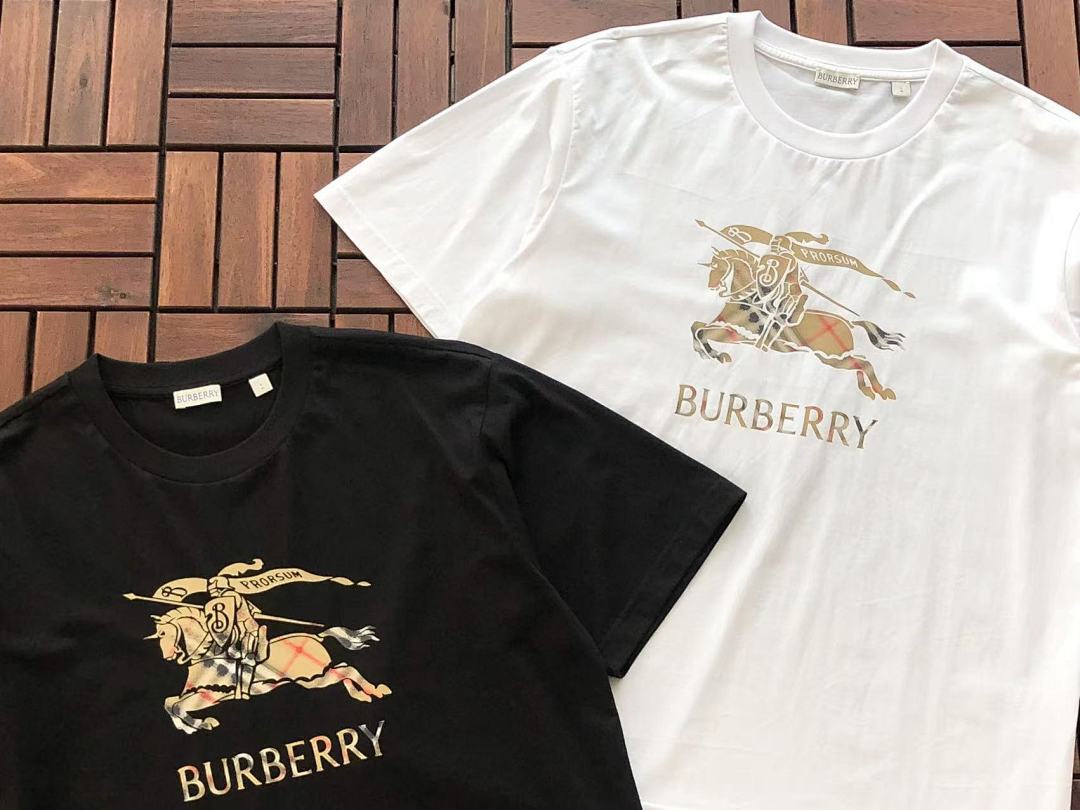 Burberry T-Shirt