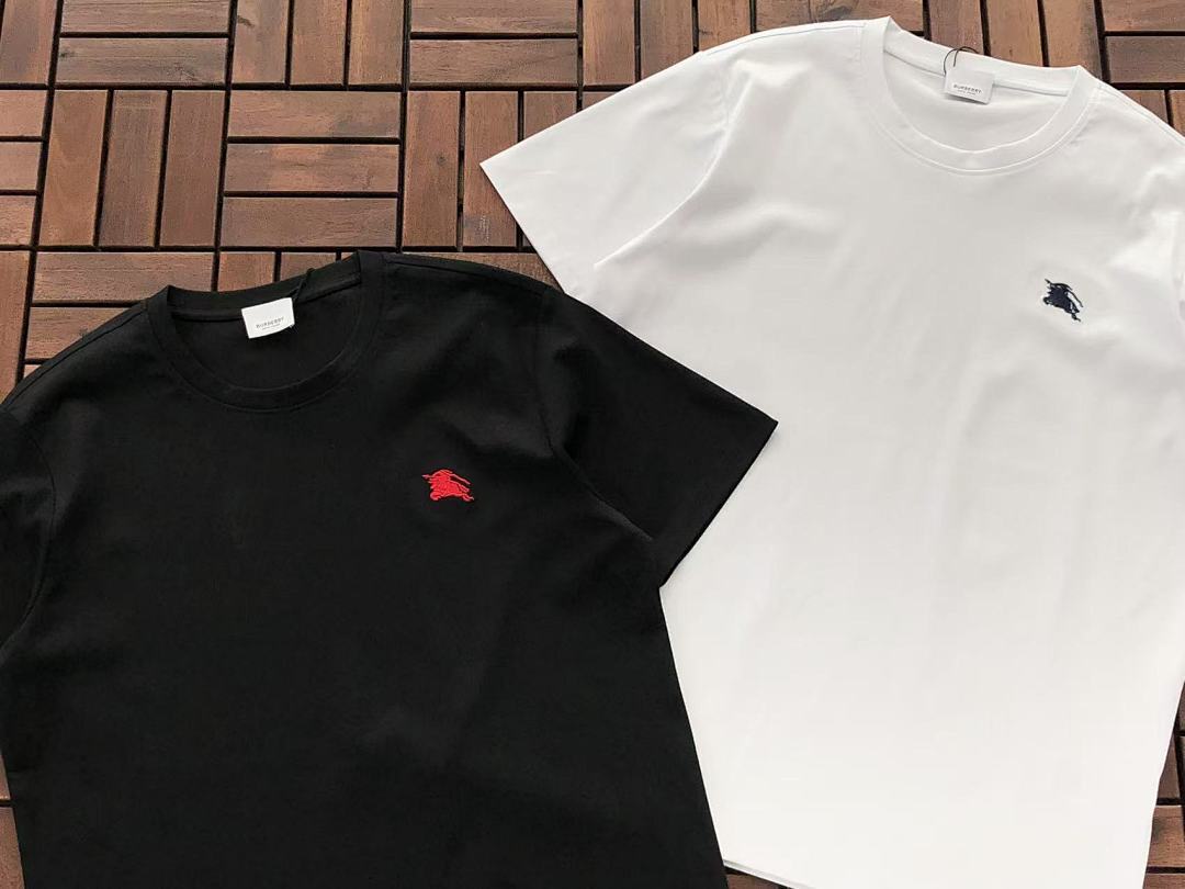 Burberry T-SHIRT