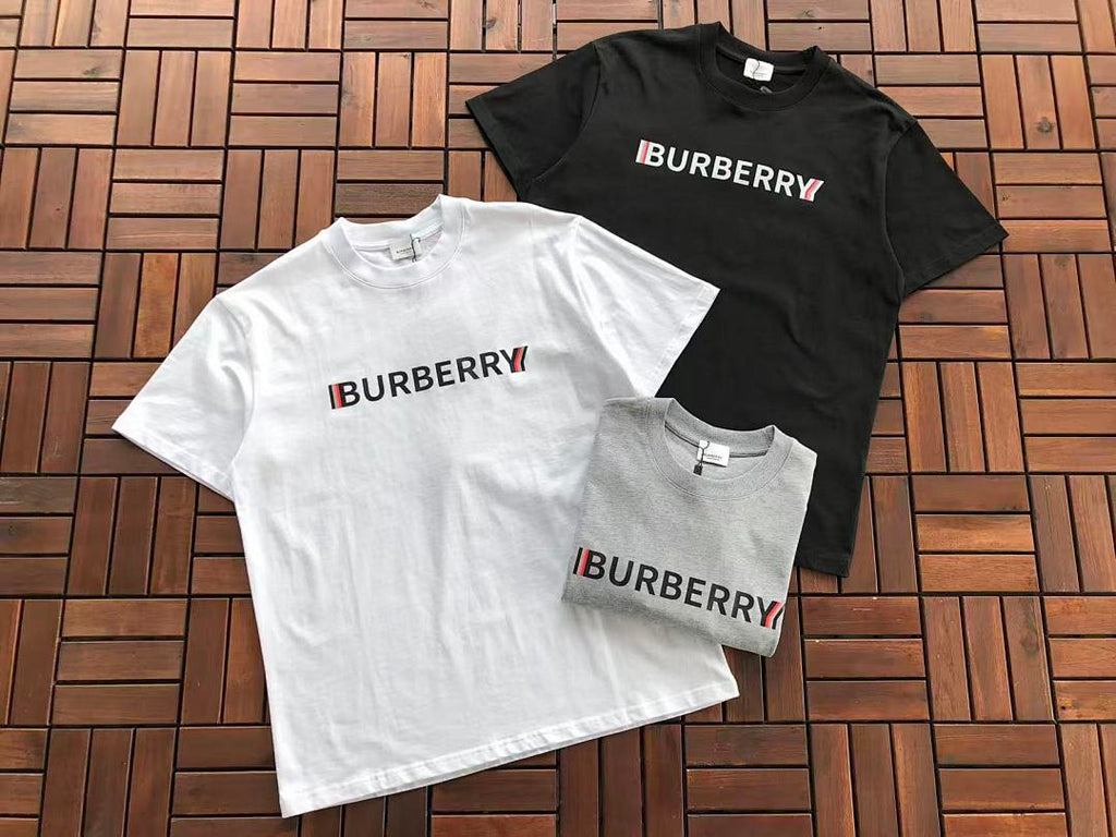 Burberry T-SHIRT