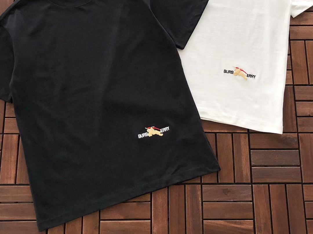 Burberry T-Shirt
