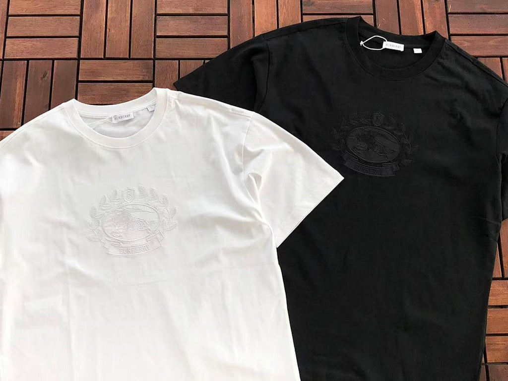 Burberry T-SHIRT