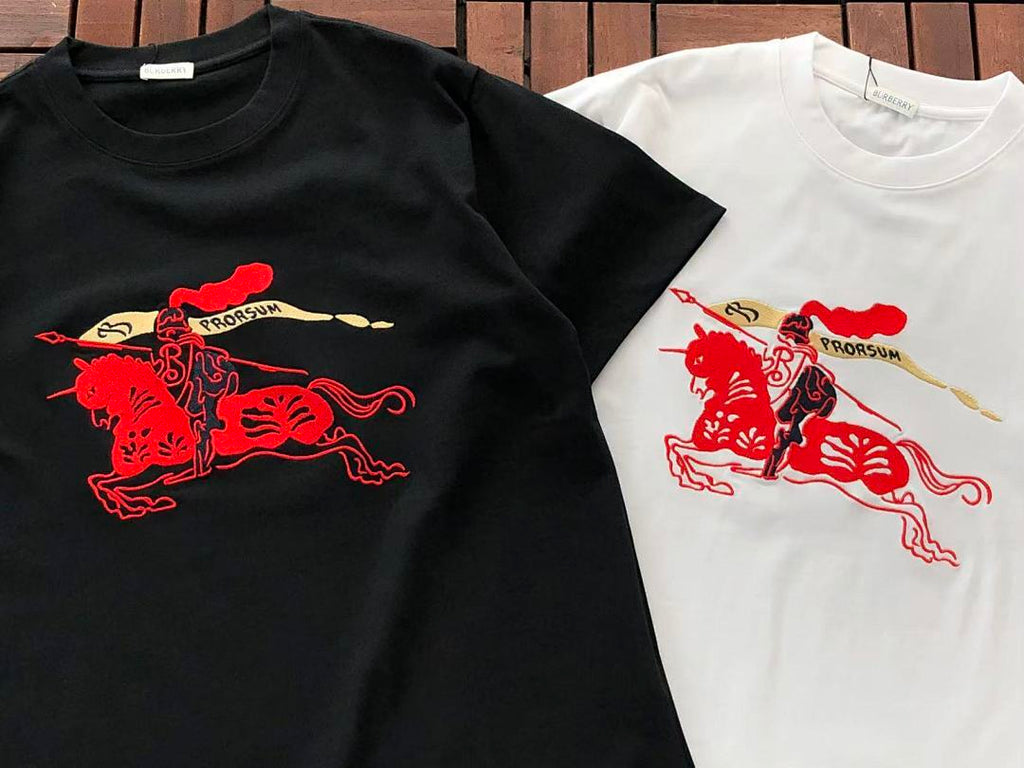 Burberry T-SHIRT