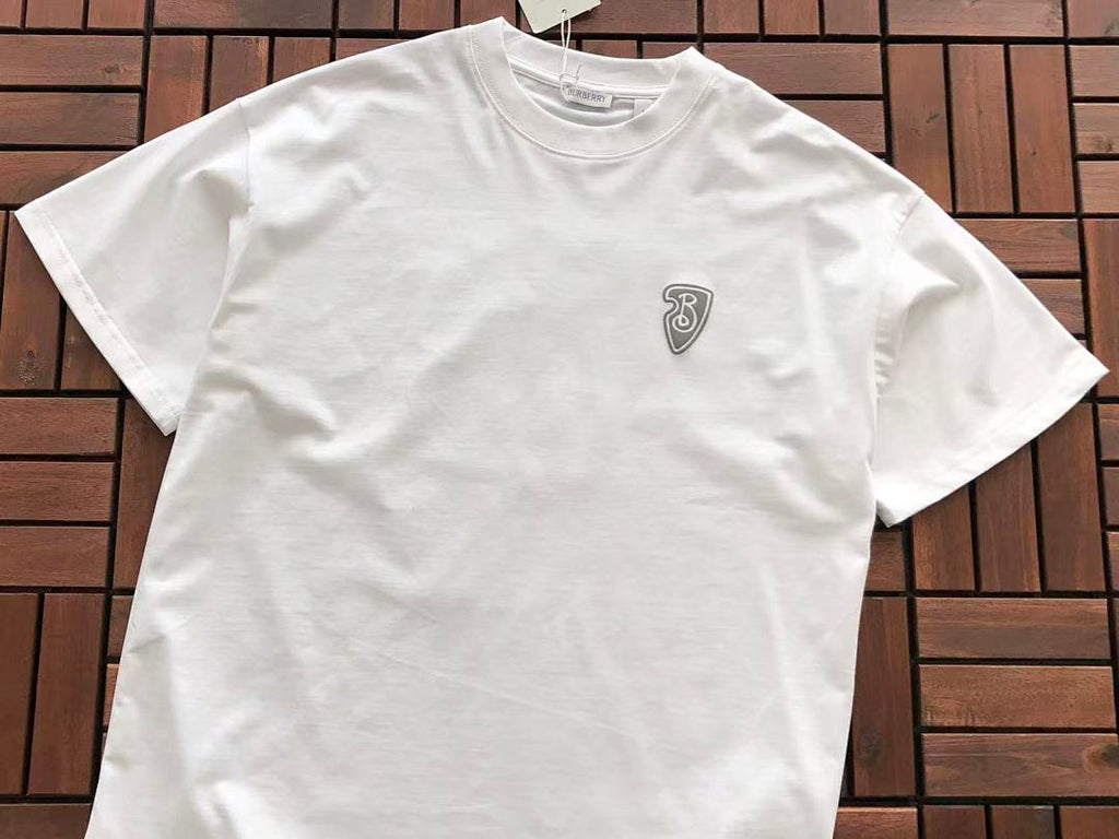 Burberry T-SHIRT