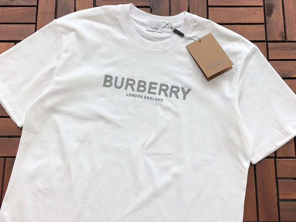 Burberry T-Shirt