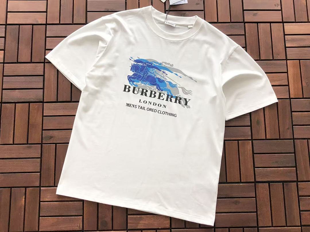 Burberry T-Shirt