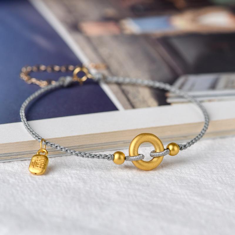 String Bracelet-Fu Charm