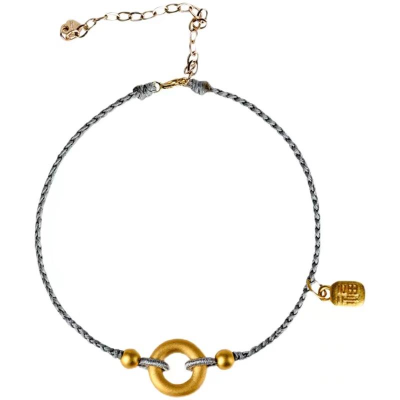 String Bracelet-Fu Charm