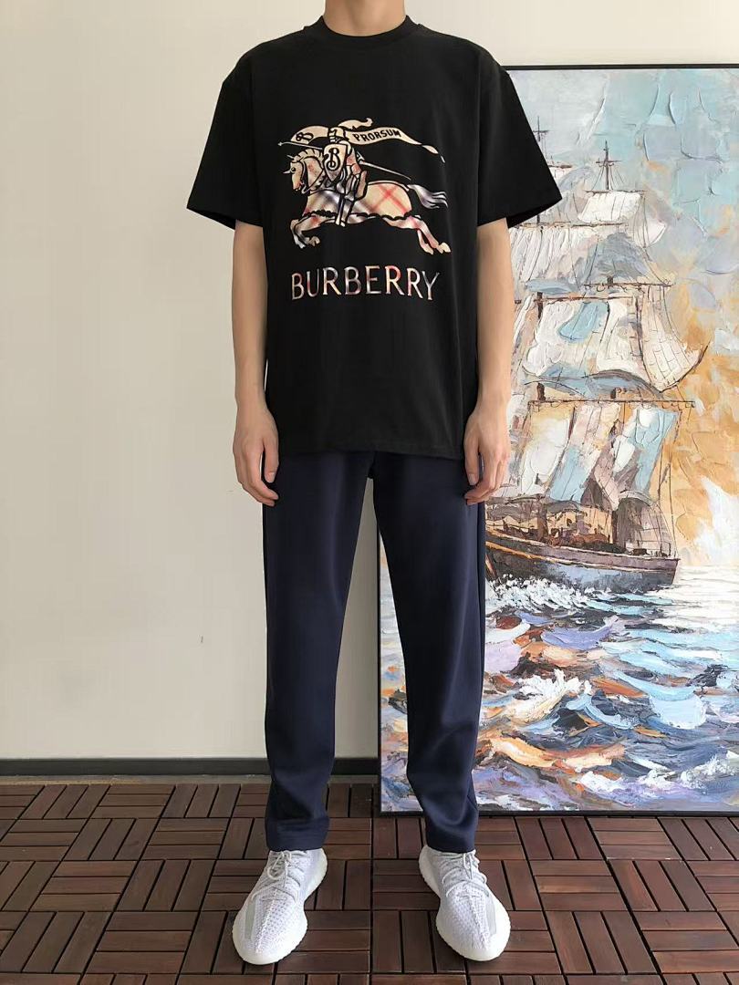Burberry T-Shirt