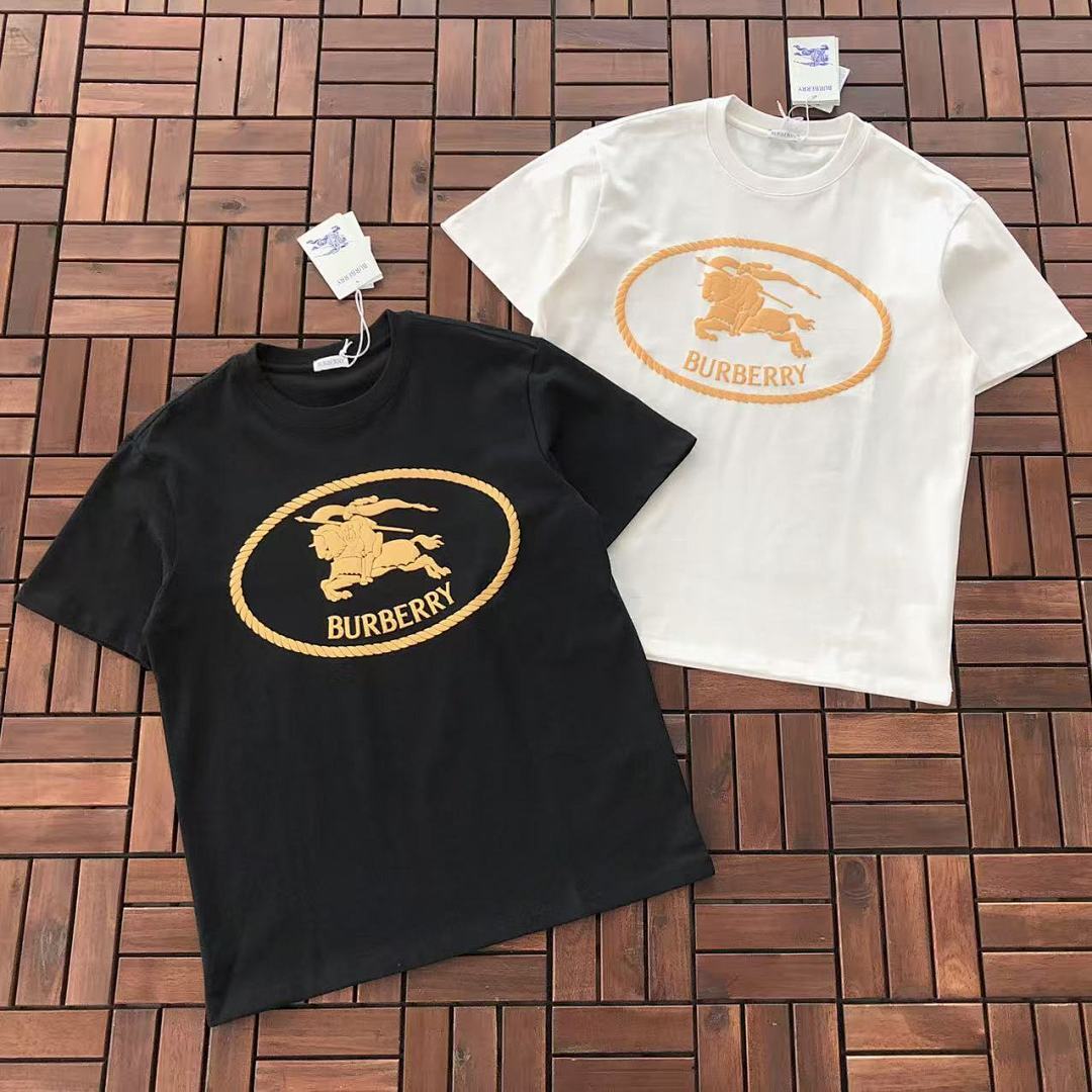 Burberry T-SHIRT