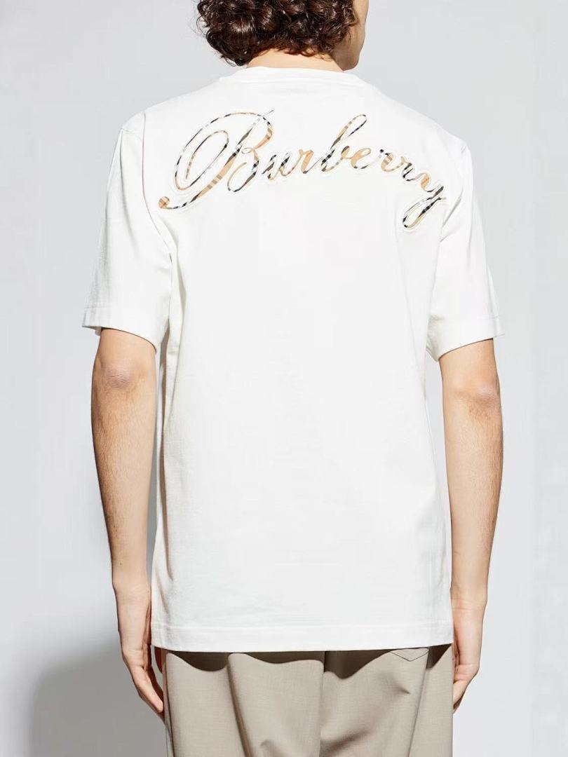 Burberry T-Shirt