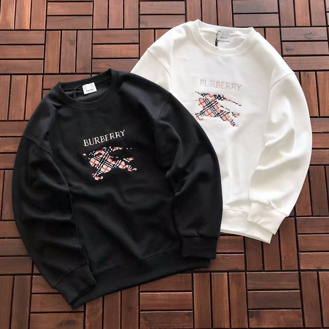 Burberry SWEATER