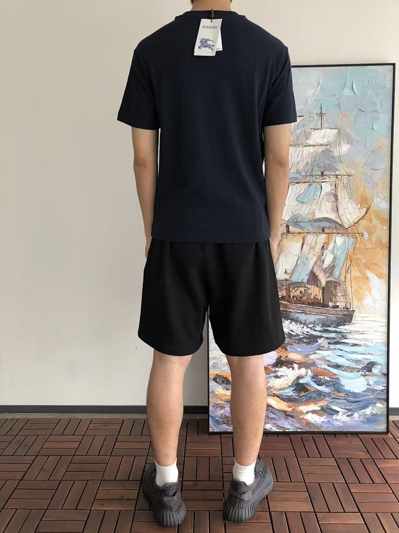 Burberry T-Shirt