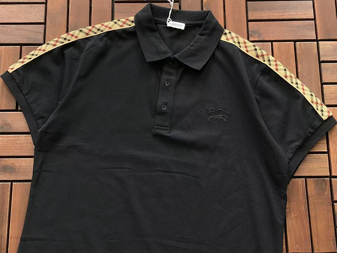 Burberry T-Shirt
