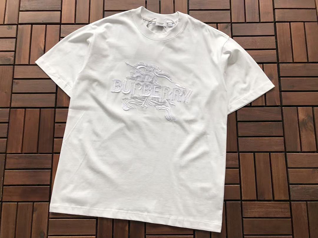 Burberry T-SHIRT