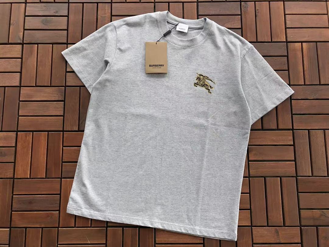Burberry T-SHIRT