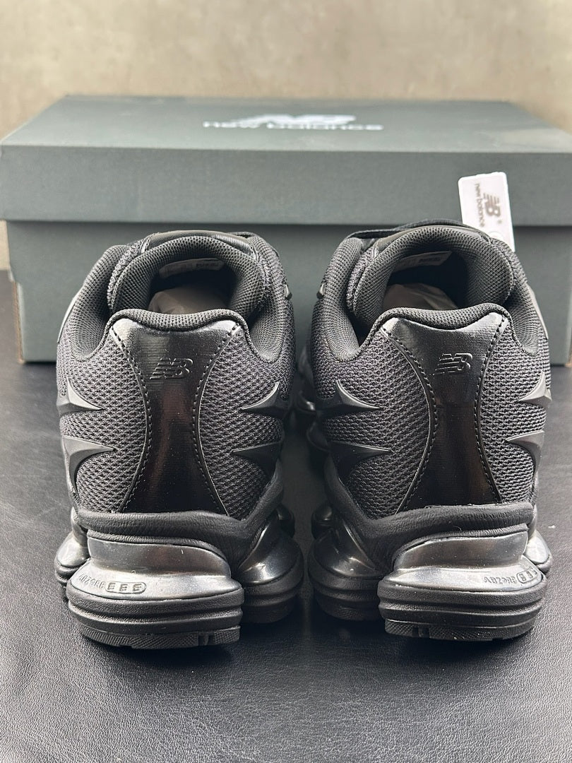 New Balance 2000 U200078C Size: 36-46.5