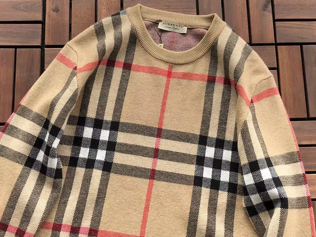 Burberry SWEATER