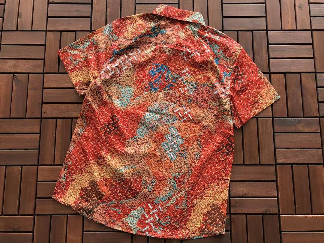 Burberry T-Shirt