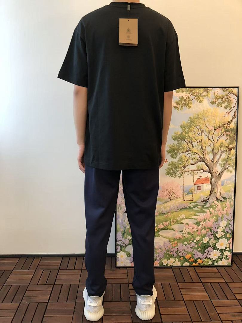Burberry T-Shirt