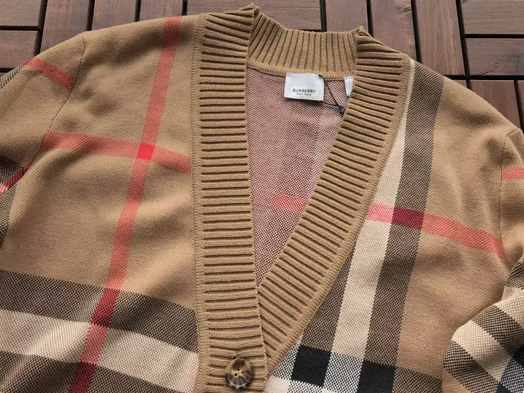 Burberry SWEATER