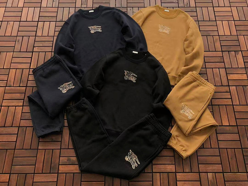 Burberry SWEATER
