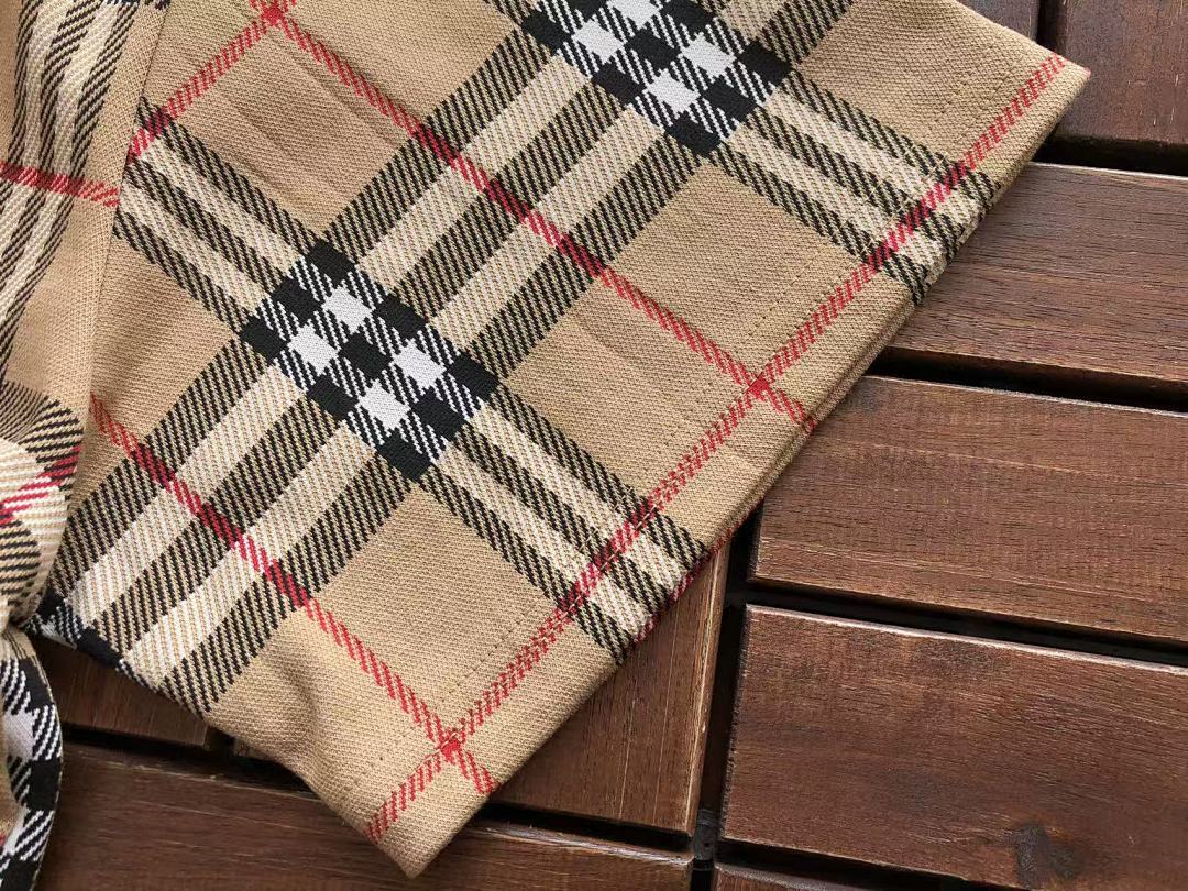 Burberry T-SHIRT