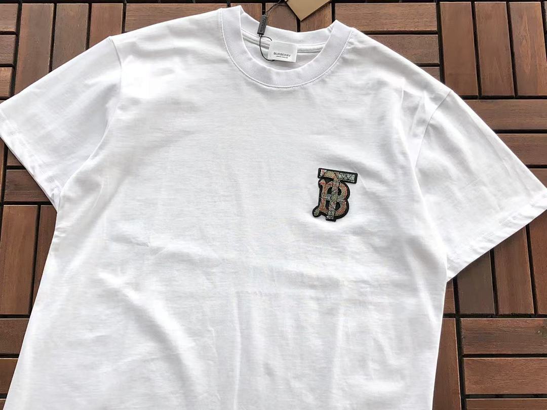 Burberry T-SHIRT