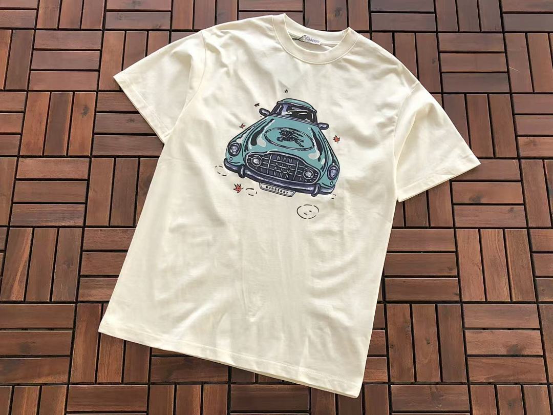 Burberry T-SHIRT