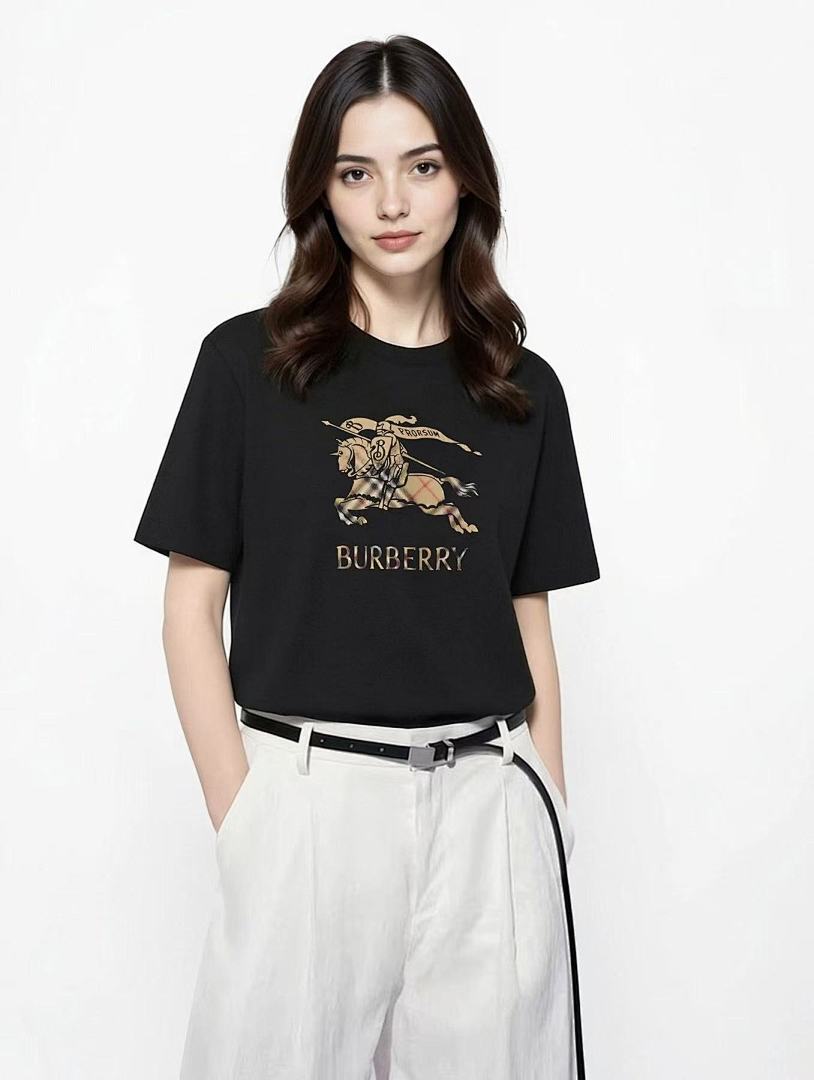 Burberry T-Shirt