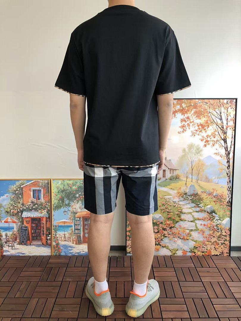 Burberry T-Shirt