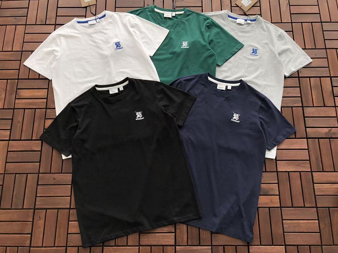 Burberry T-SHIRT