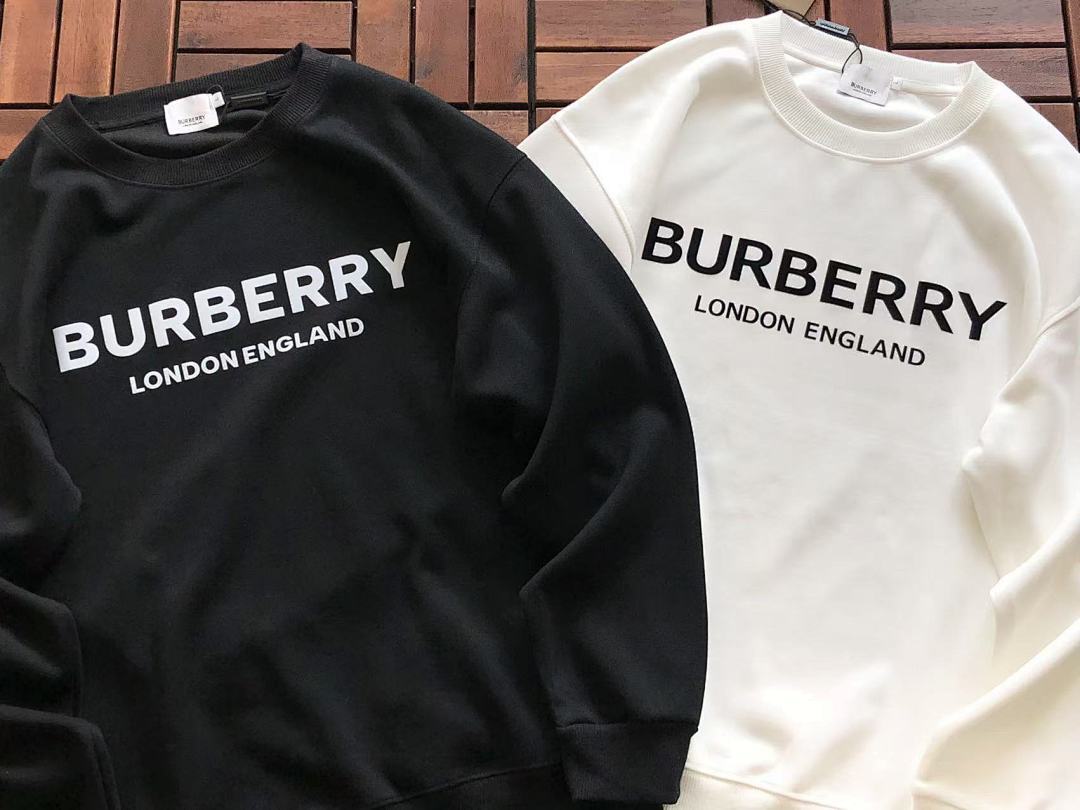Burberry SWEATER
