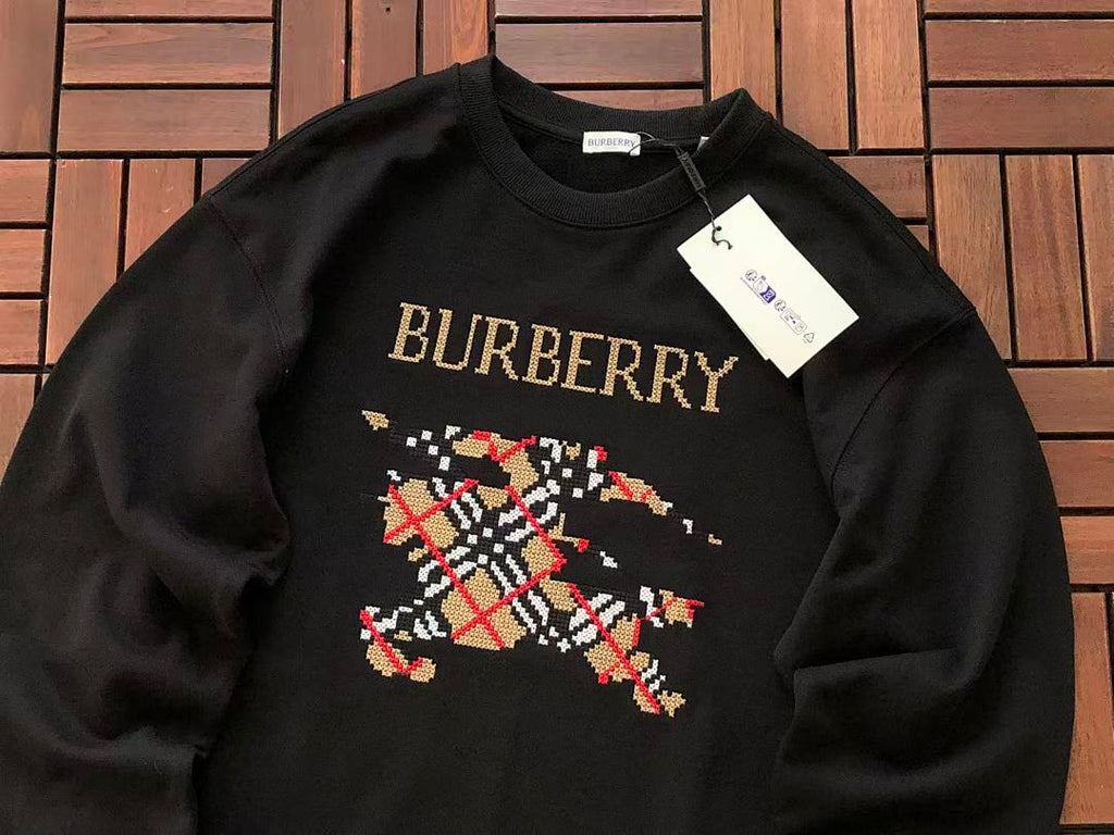 Burberry SWEATER