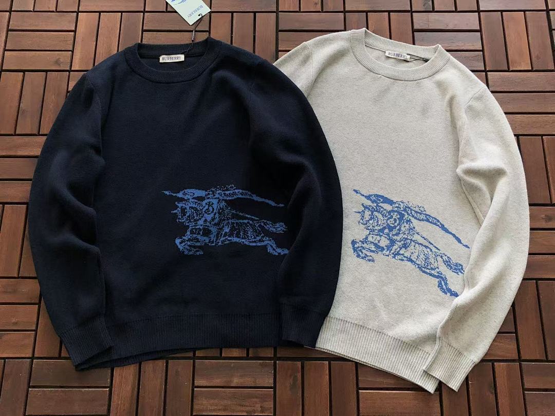 Burberry SWEATER