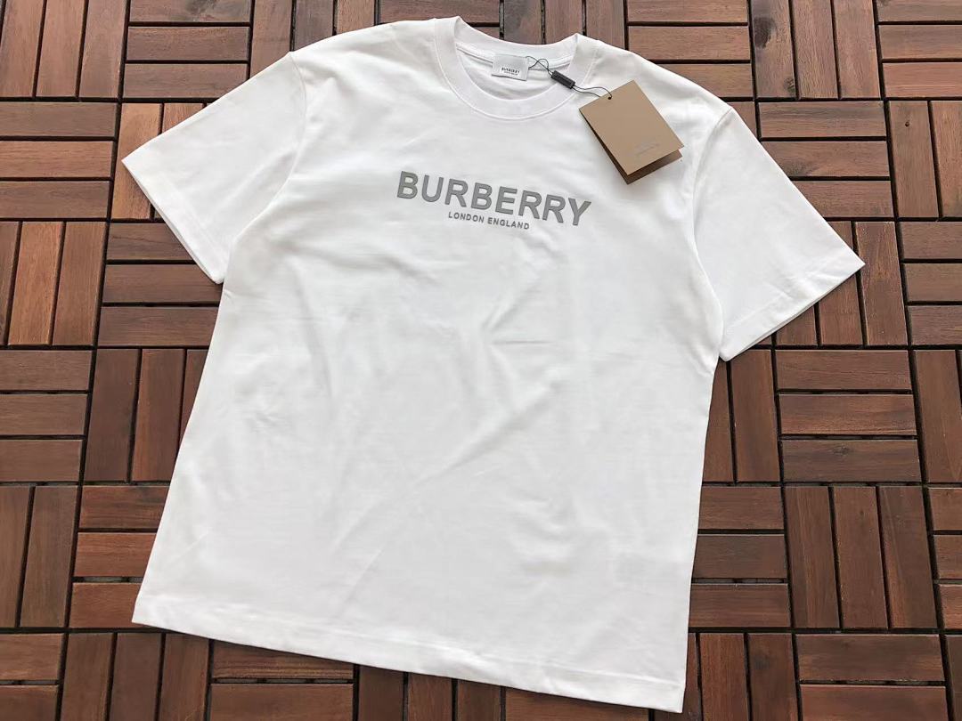Burberry T-Shirt