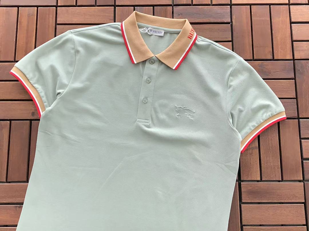Burberry T-Shirt