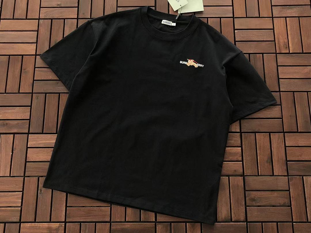 Burberry T-SHIRT