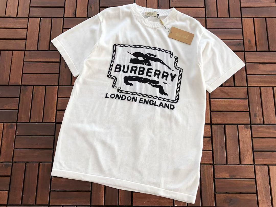 Burberry T-SHIRT