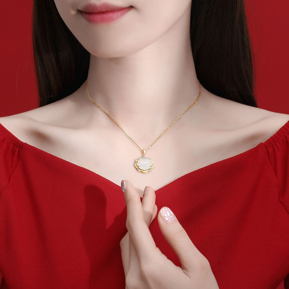Nephrite Jade Ruyi Lock Necklace-Gentle Wishes