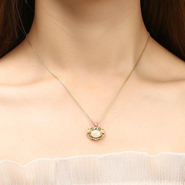 White Jade Fengshui Lucky Necklace