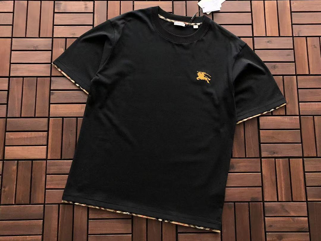 Burberry T-Shirt